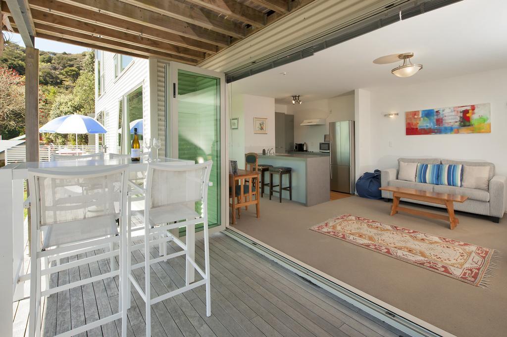 Robins Nest Villa Ръсел Екстериор снимка